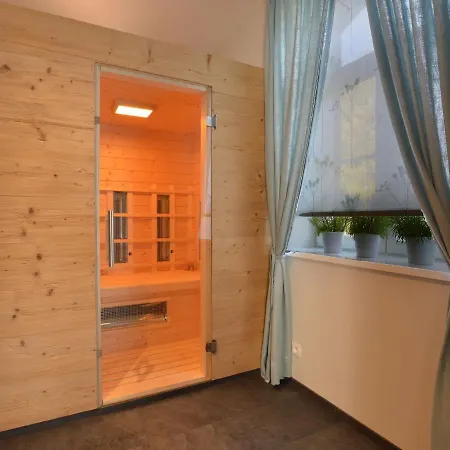 Charming Fens Family 度假居